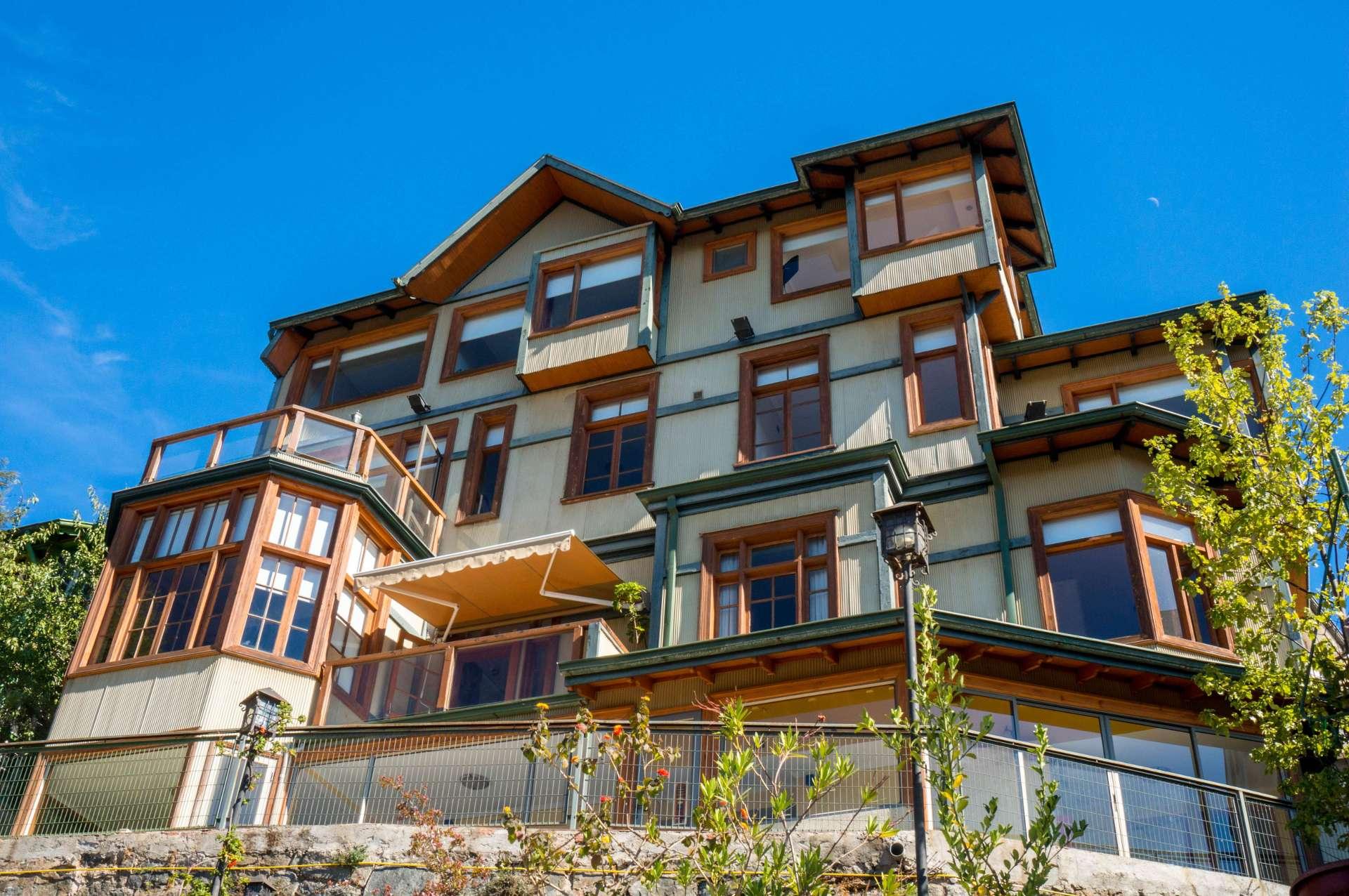 Sutherland House Hotel