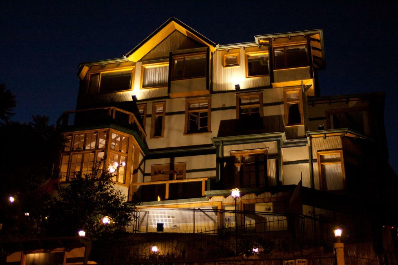 Sutherland House 3*